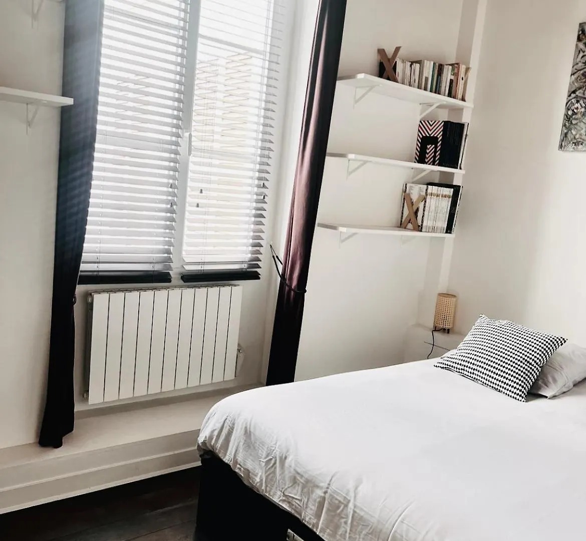 Apartment D'architecte Chic Et Elegant Paris
